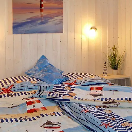 Holiday home Two-bedroom Holiday In 19 Groemitz