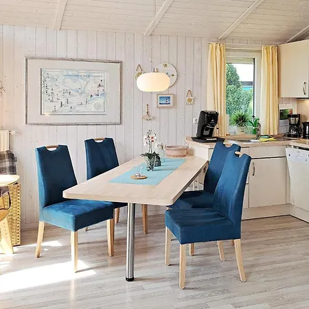 Σπίτι διακοπών 4 Person In